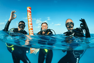 Scuba diving group